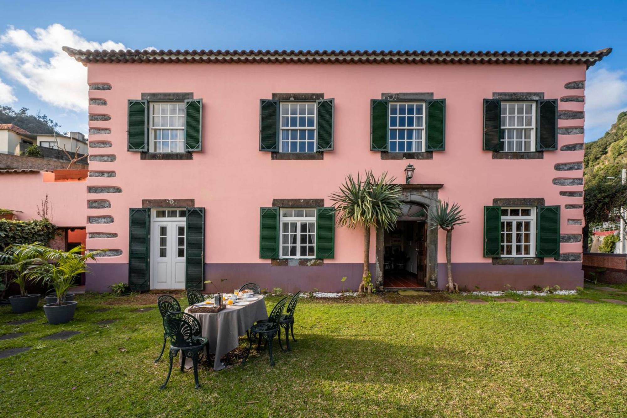 Casa Da Faja Alta - With Breakfast Included, By An Island Apart Jogo da Bola 외부 사진