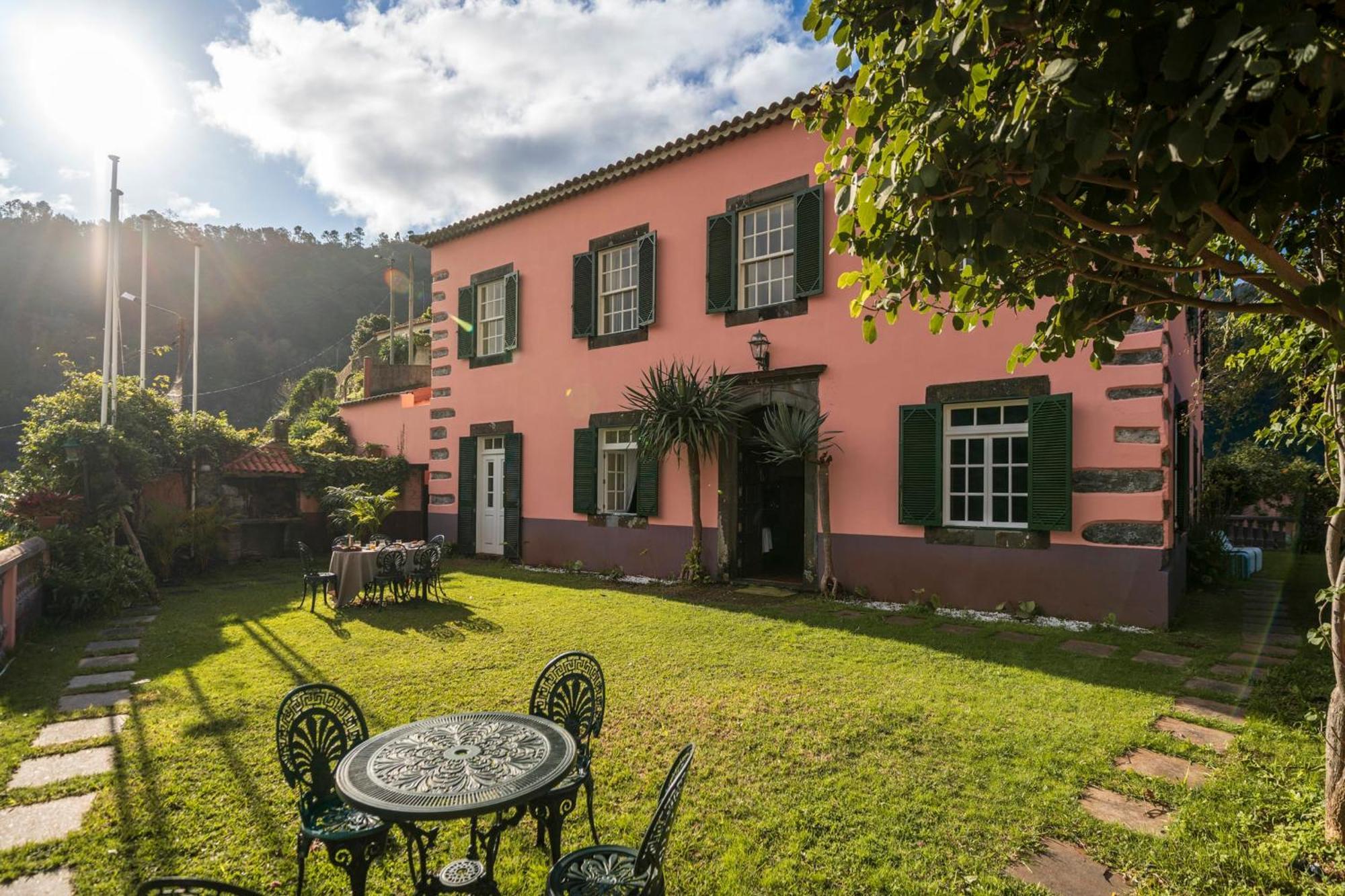 Casa Da Faja Alta - With Breakfast Included, By An Island Apart Jogo da Bola 외부 사진